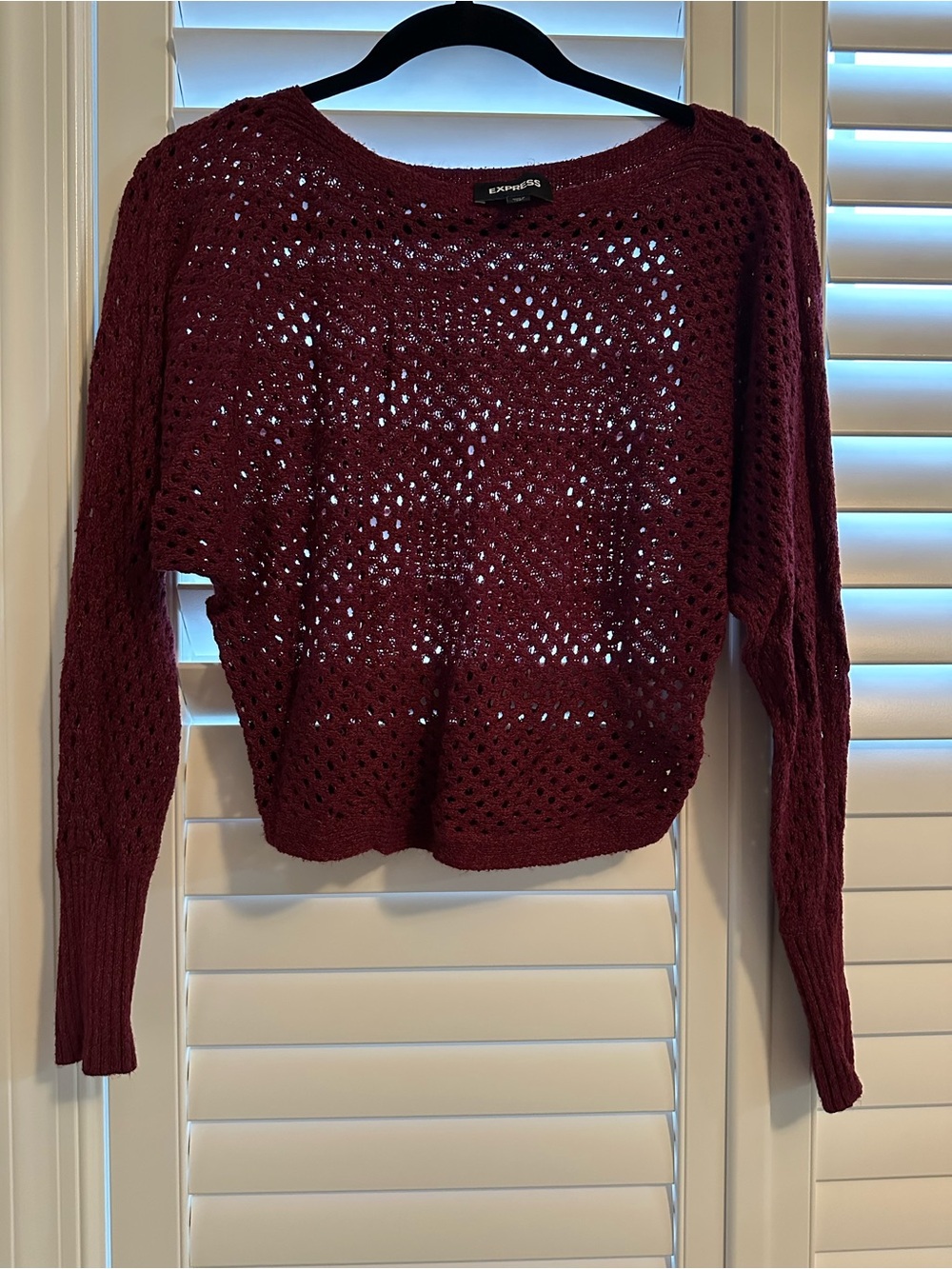 Express Women’s Crochet Open-Knit Crew Sweater in Burgundy XS